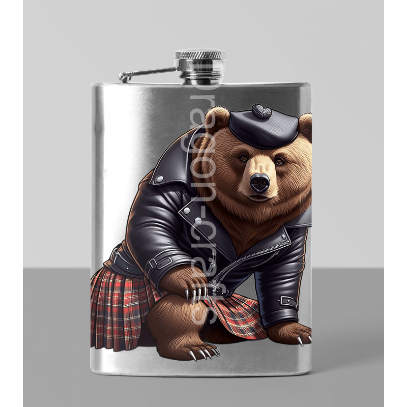 8oz Hip Flask - Kilted Bear - 27